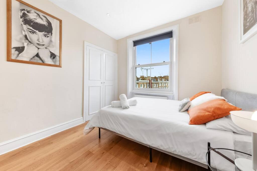 Spacious Sleep 11 With Terrace In Earls Court Ec99 Londen Buitenkant foto