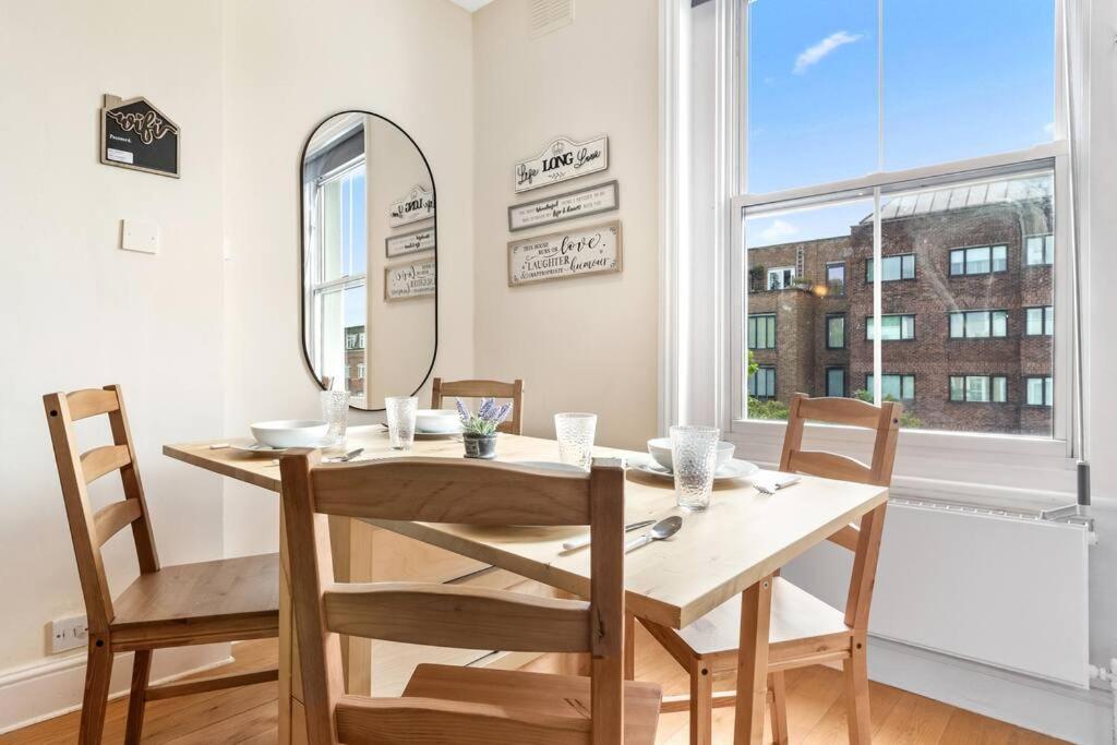 Spacious Sleep 11 With Terrace In Earls Court Ec99 Londen Buitenkant foto